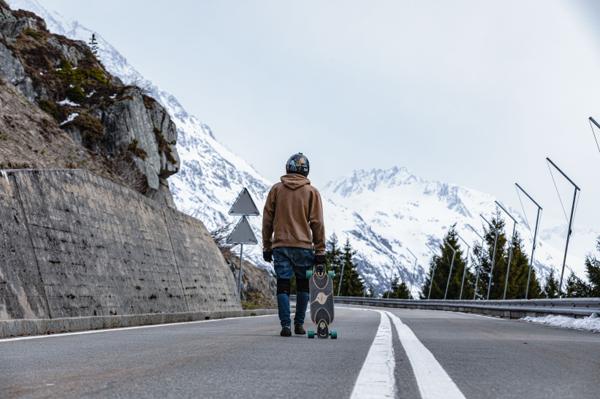 <div style="display: none;" lead="Longboard-Verein Luzern" main>**MAIN**</div>Die Longboard-Saison neigt sich dem Ende zu...