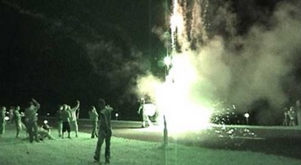 <div style="display: none;" lead="Archiv" main>**Archiv**</div>FireStarter 2006: Warnung an die Welt