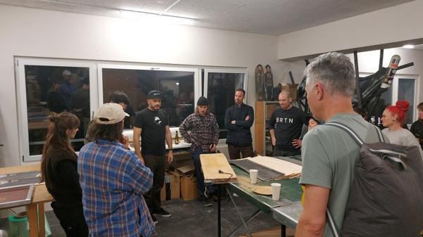 <div style="display: none;" lead="Community"></div>Auftakt zur Skatesaison - Werkstattführung bei Rocket